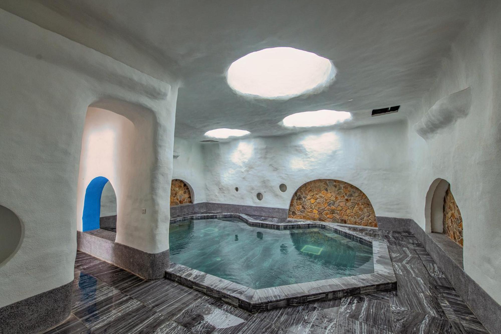 Minera Hot Springs Binh Chau Hotel Eksteriør billede